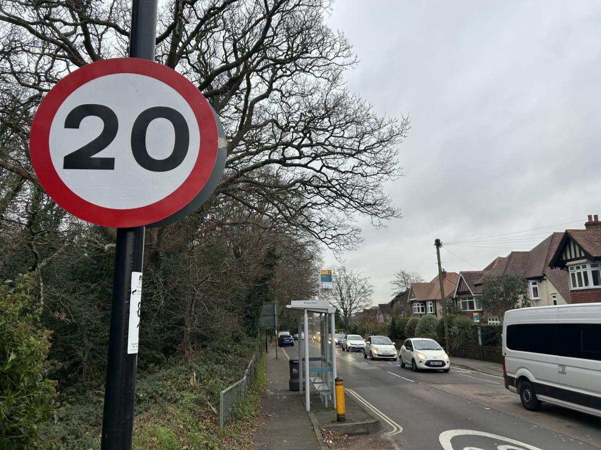 Seaside town of Poole plans to go 20mph